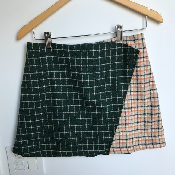 Urban Outfitters Dresses & Skirts - Urban Outfitters Plaid Skirt